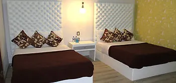 Hanabi Queretaro Hotel